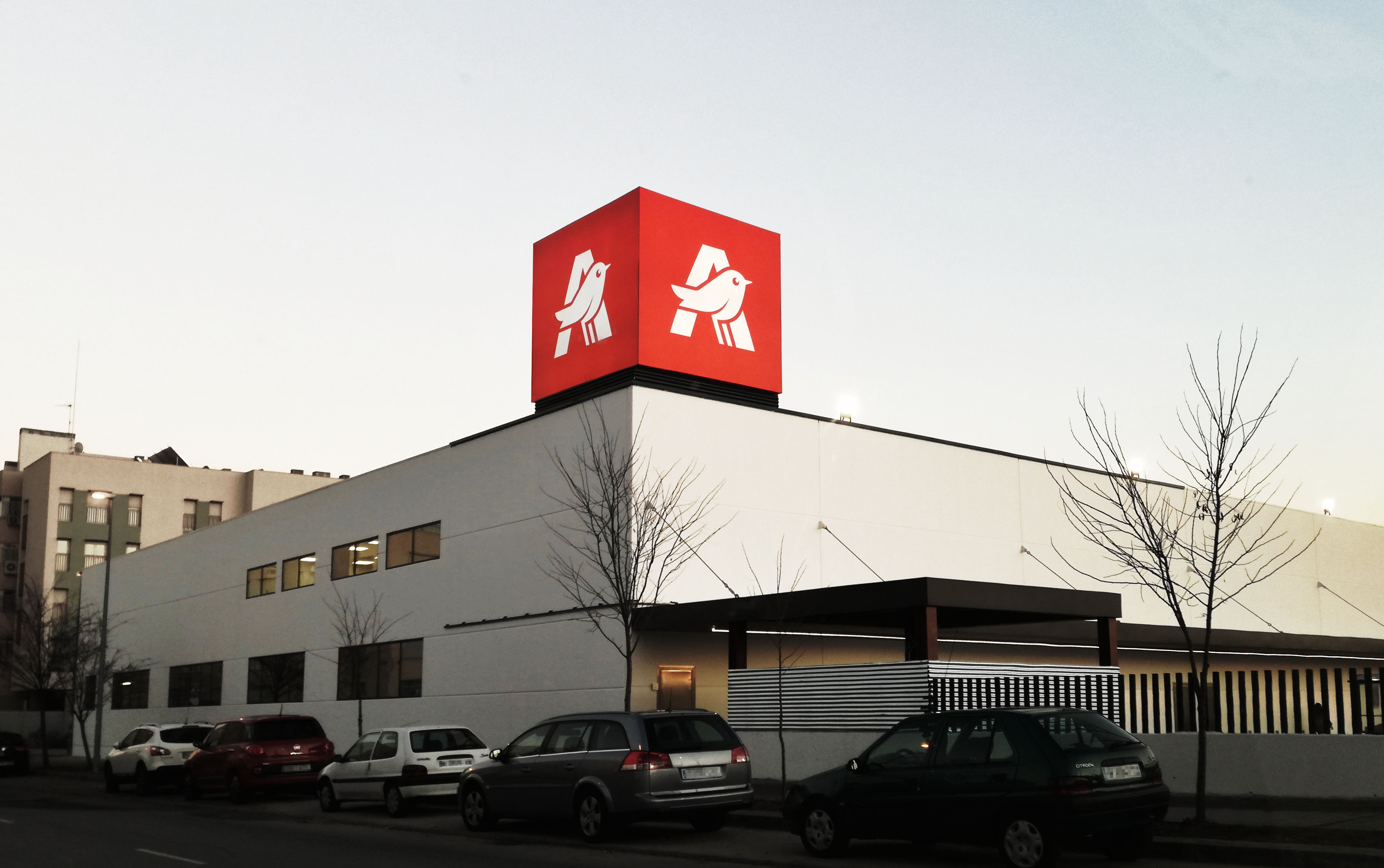 Supermercados Alcampo · Varias localizaciones